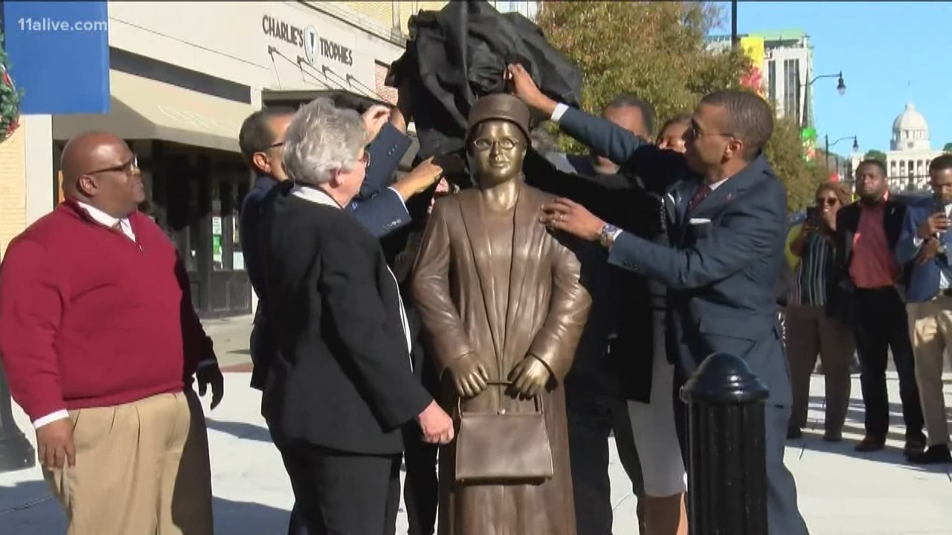 The statue was dedicated in Alabama’s capital city on Sunday, the 64th anniversary of her historic refusal to give up her seat on a public bus to a white man.