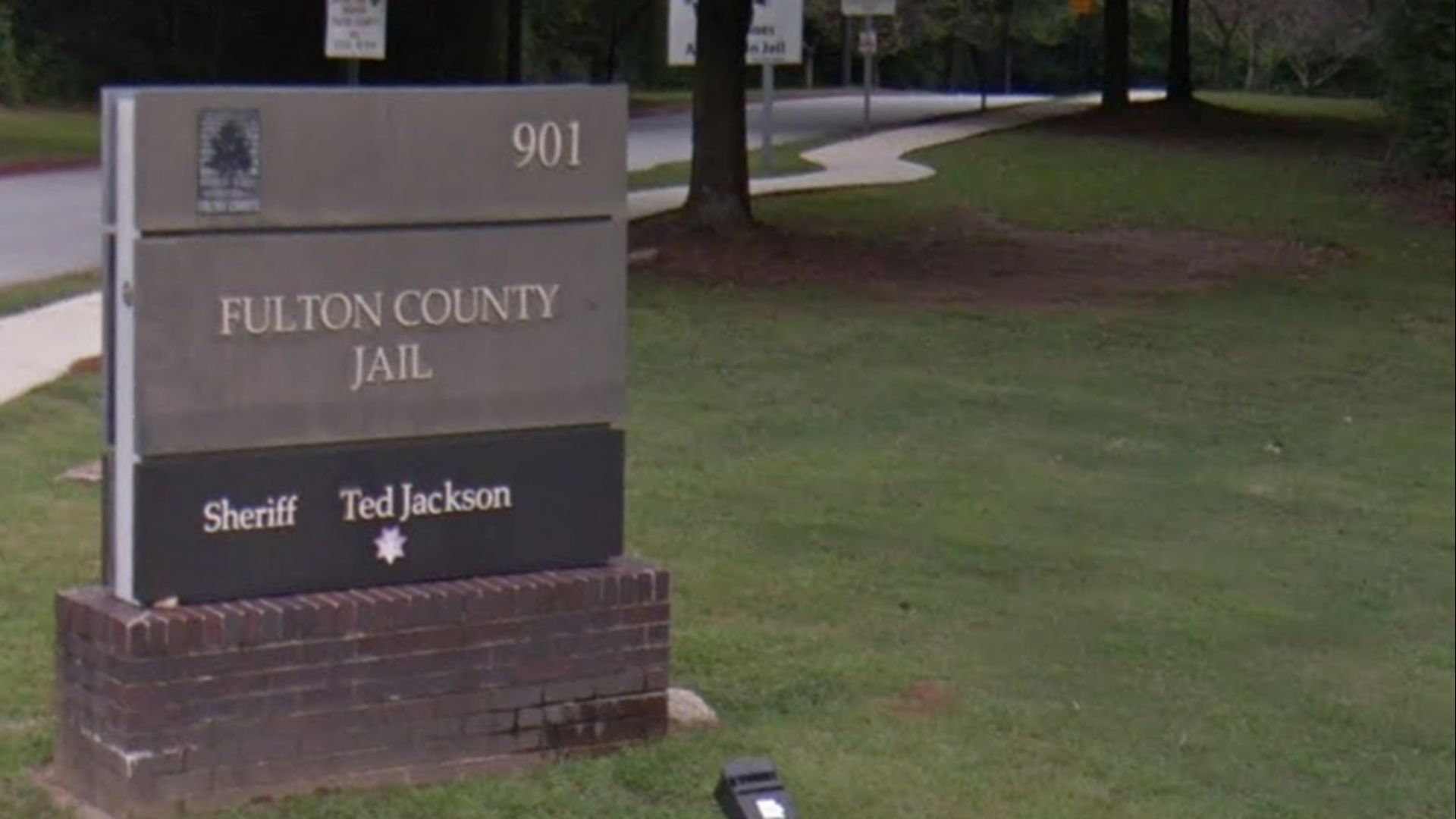 300 inmates claim they were stuck in Fulton Co. jail because of ...