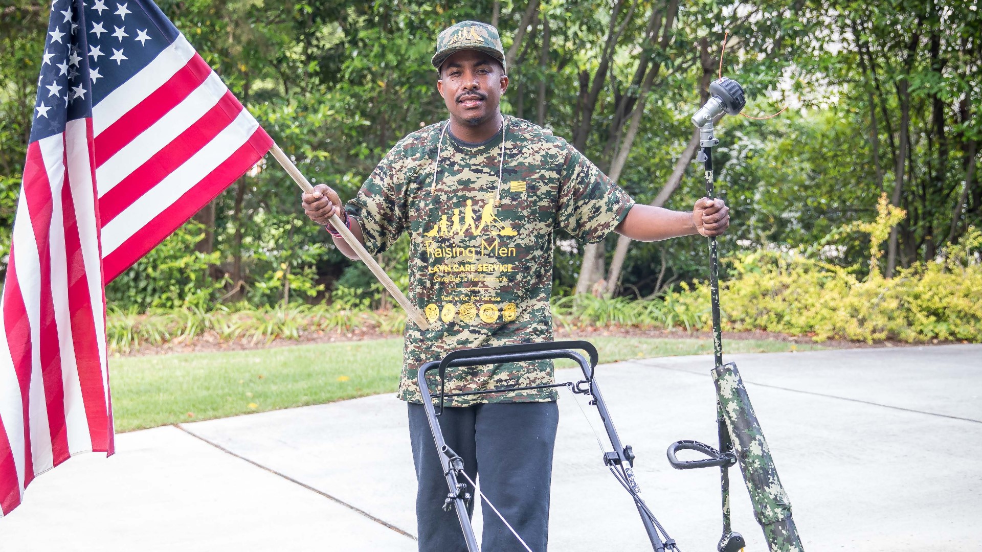 Rodney Smith Jr. has been crisscrossing the country with his lawn mower for the last few years, helping veterans one stop at a time.