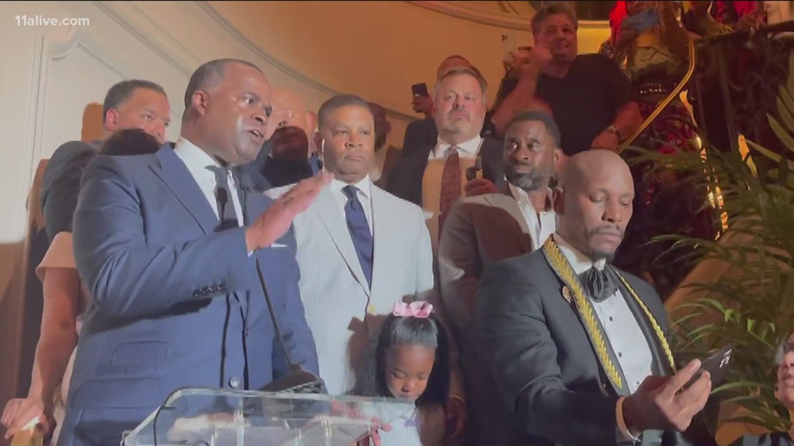 Kasim Reed Kasim Reed officially announces candidacy for mayor, spokesperson says ...