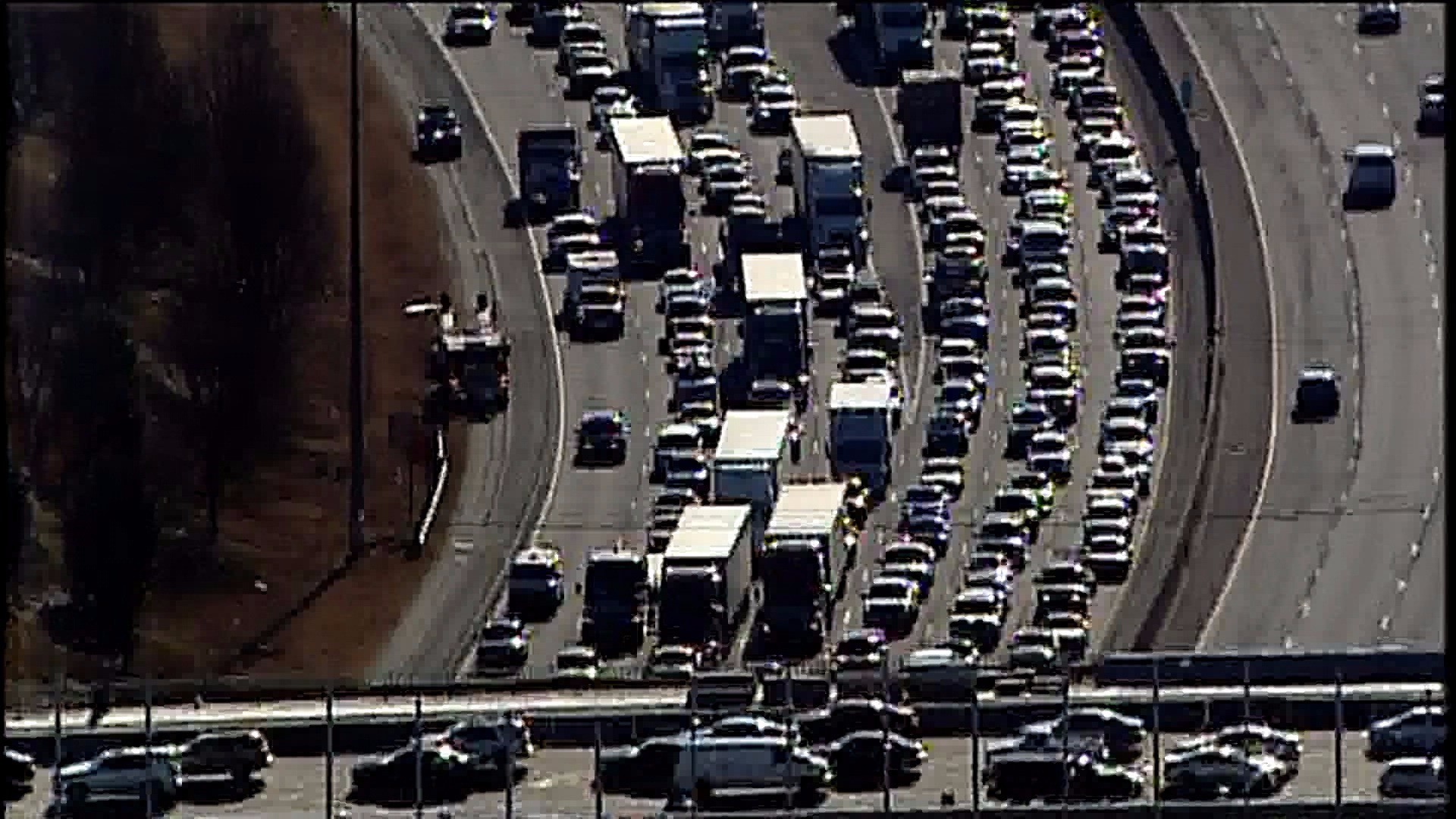 All Lanes Re-opened After Fatal Crash Shuts Down I-75 NB | 11alive.com