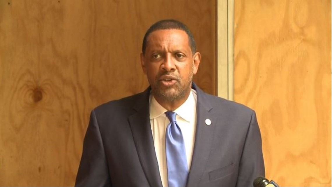 Rep Vernon Jones Condemns Weekend Violence Destruction 11alive Com