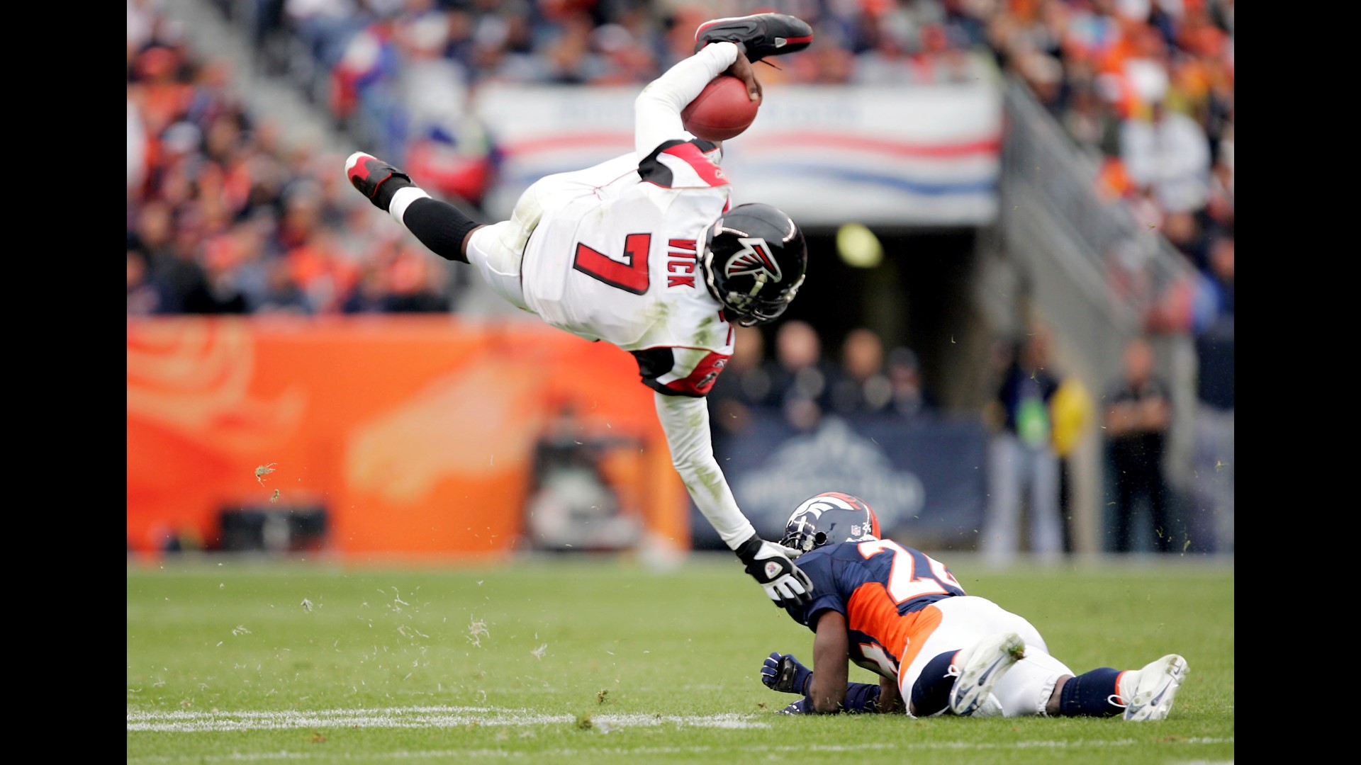 PHOTOS: Michael Vick and his career | 11alive.com