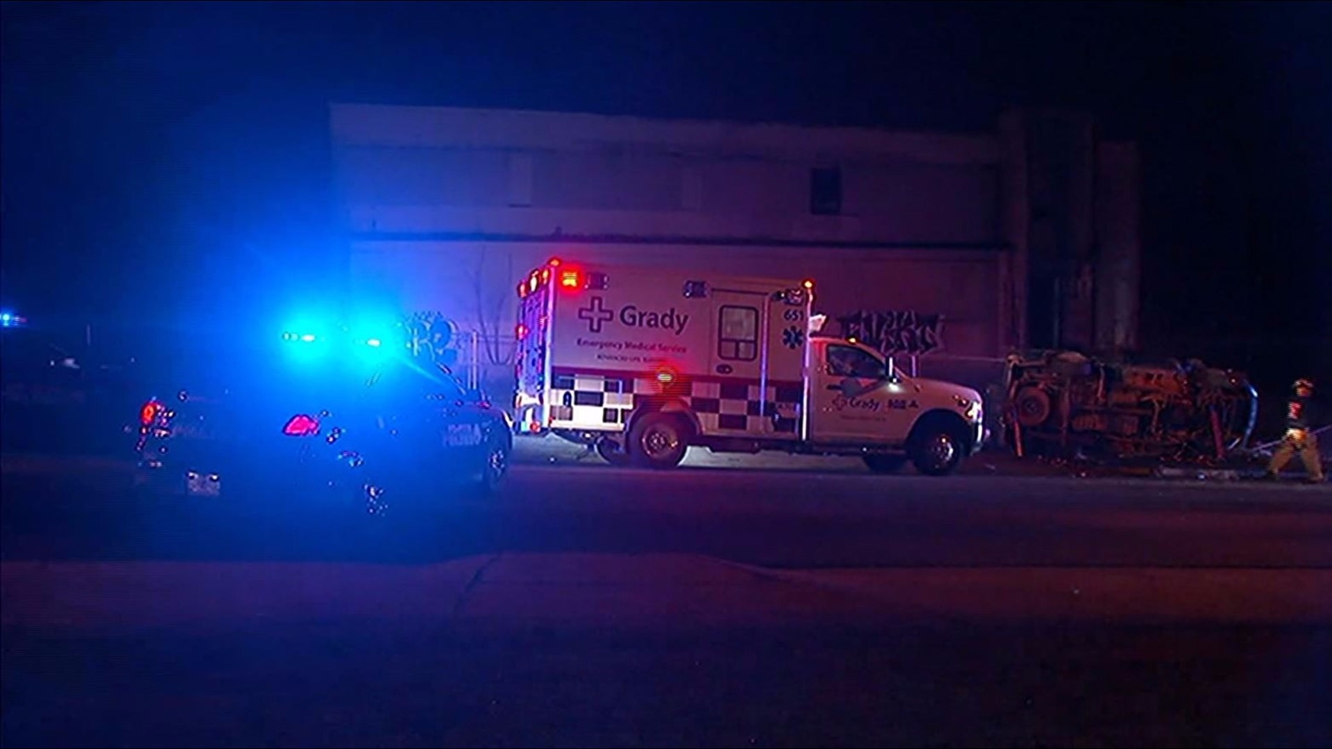 Man suspected of DUI flees police, crashes into car | 11alive.com