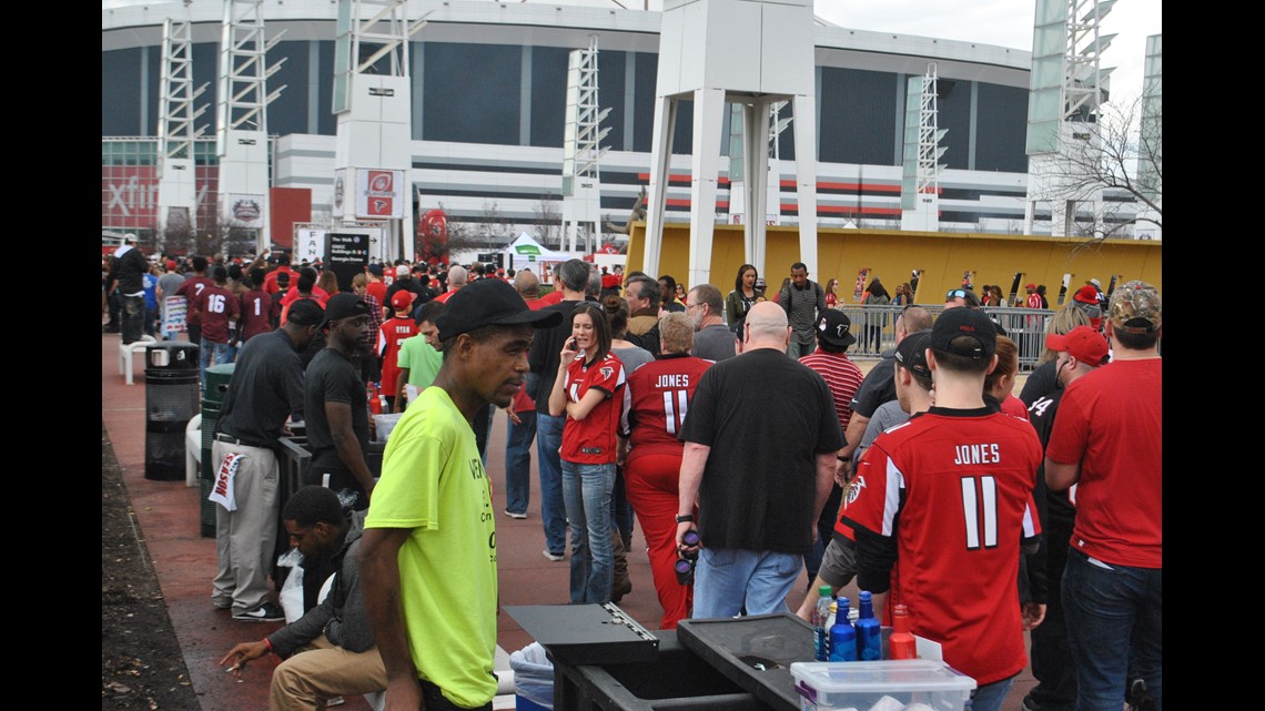 NFC Championship gear hits stores for Falcons fans 