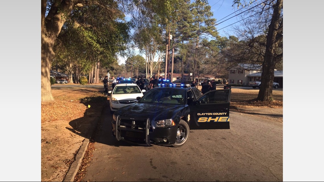 Morrow PD Suspect who robbed store, ran from officer stepped in a