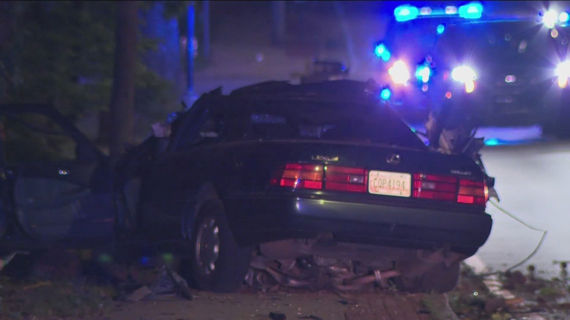 Deadly single-vehicle accident on Glenwood Road in DeKalb County – 11Alive.com WXIA