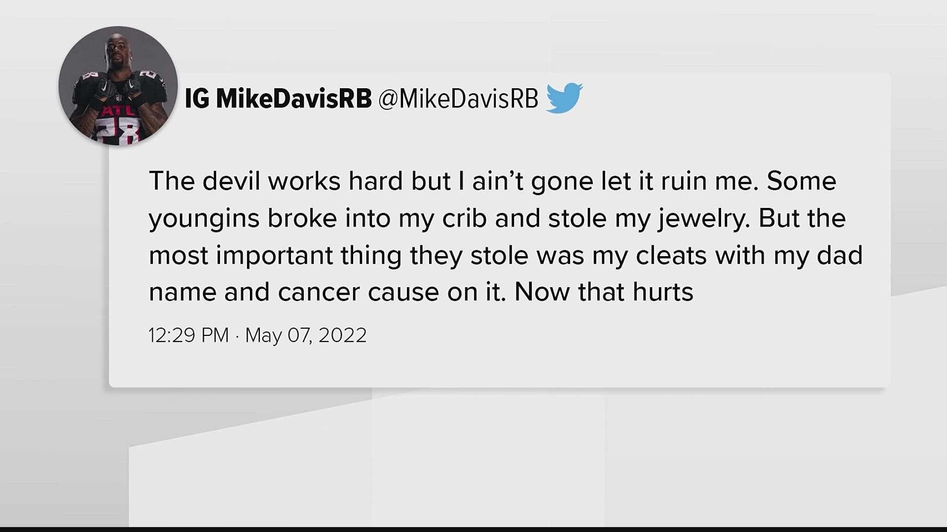 Former Atlanta Falcons RB Mike Davis' home robbed, sentimental items taken