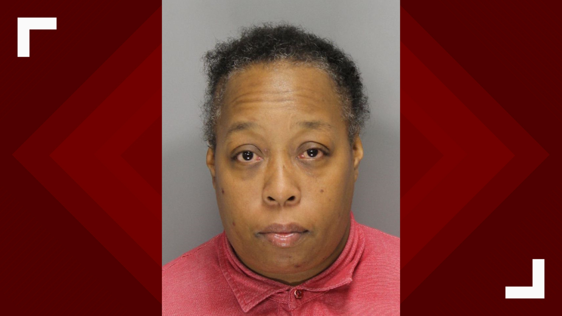 Cashier accused of stealing thousands from Zaxby's by voiding cash ...