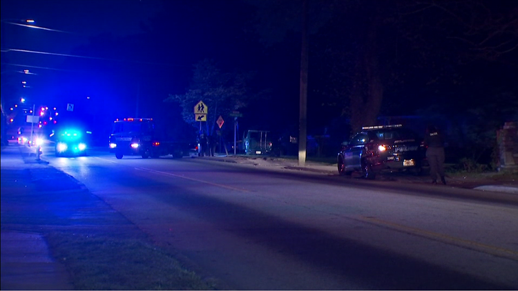 Atlanta police officer involved in car crash | 11alive.com