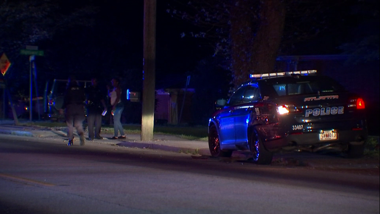 Atlanta police officer involved in car crash | 11alive.com