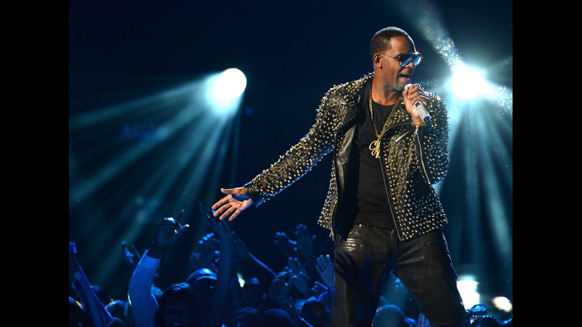 PHOTOS: R. Kelly | 11alive.com