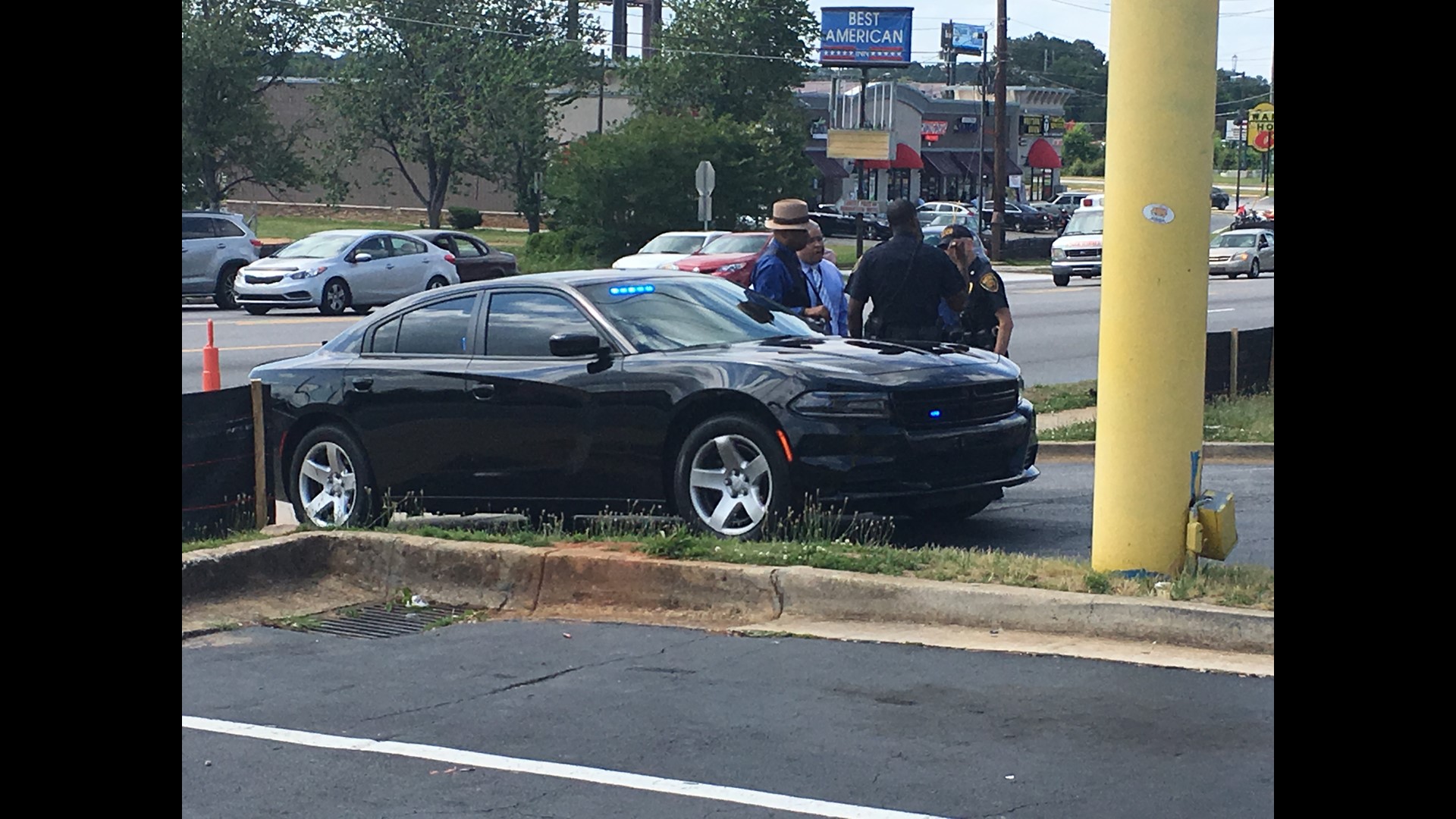 Man accused of shooting 2 College Park police officers arrested ...