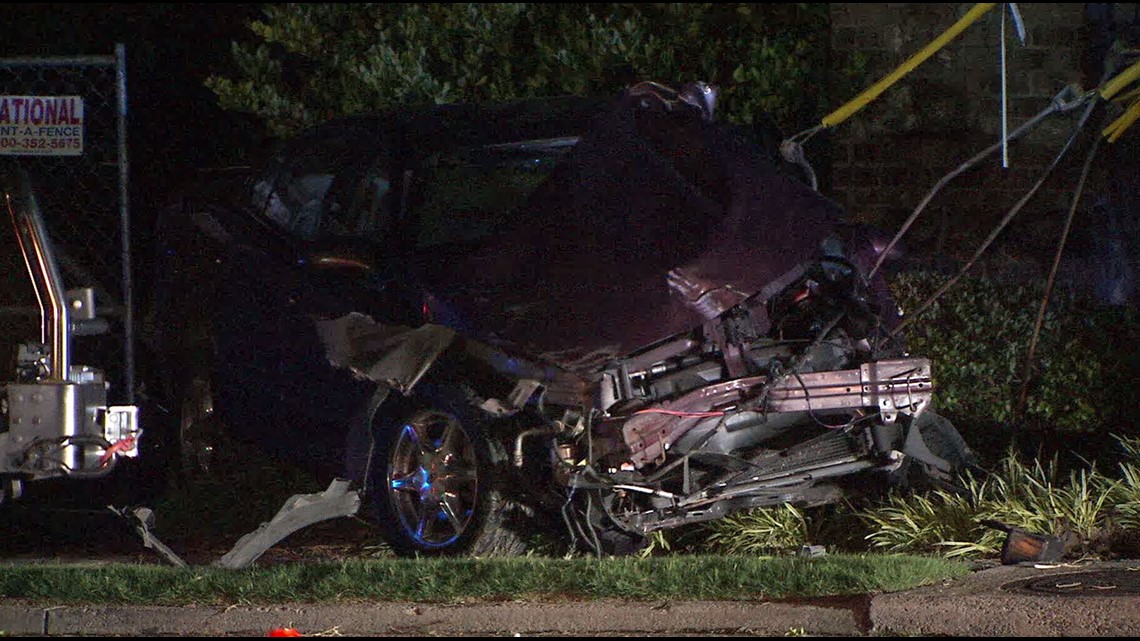 Car crashes into power pole in Brookhaven | 11alive.com