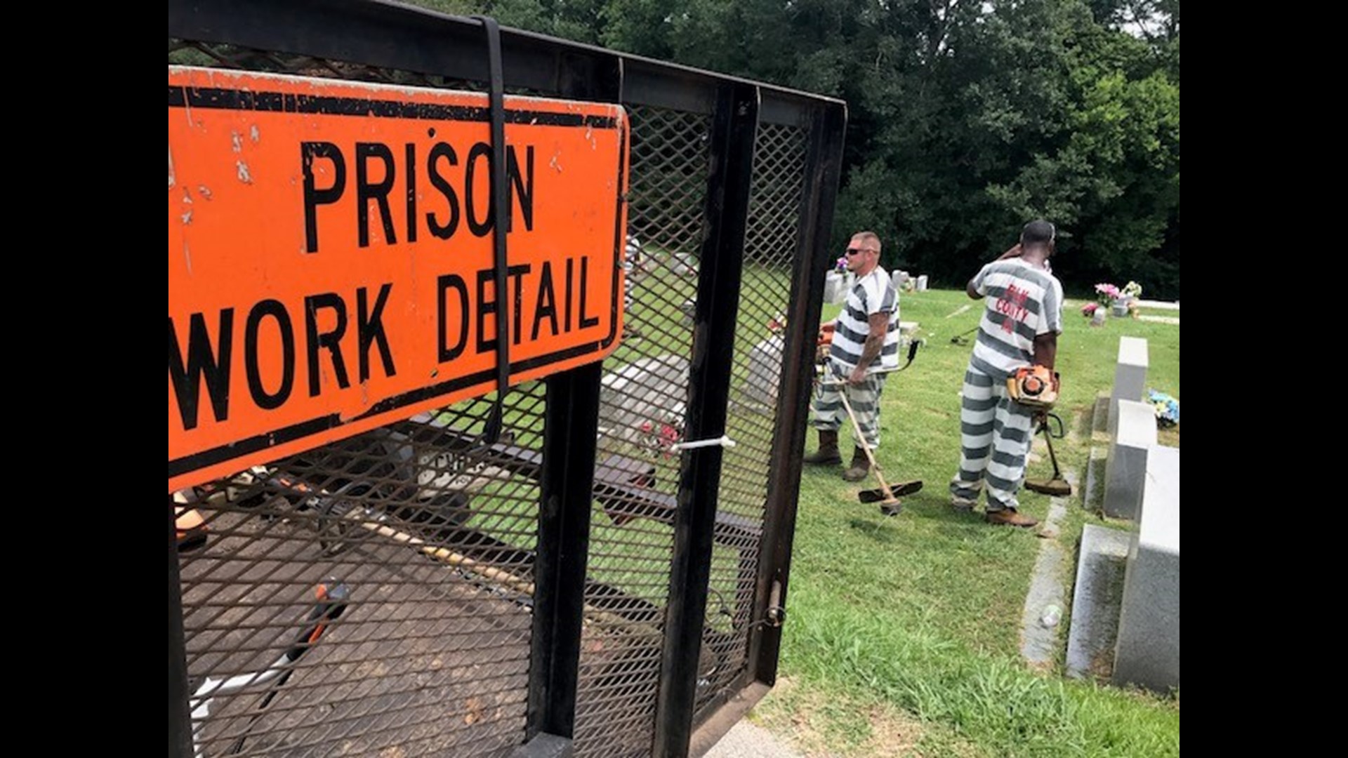 Polk Inmates Save Deputy Who Passed Out During Work Detail | 11alive.com