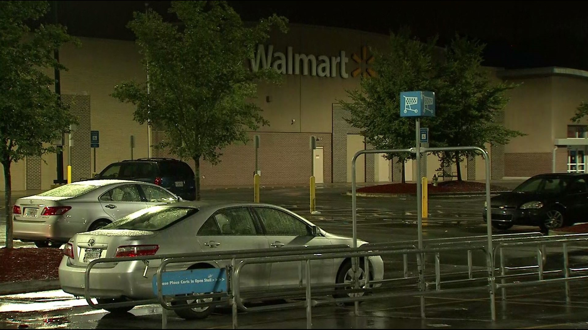 Triple shooting at Walmart parking lot leaves one man dead | 11alive.com