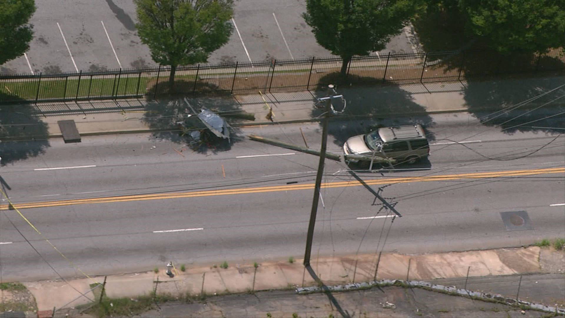 Atlanta Municipal Court closed after box truck knocks down power line ...
