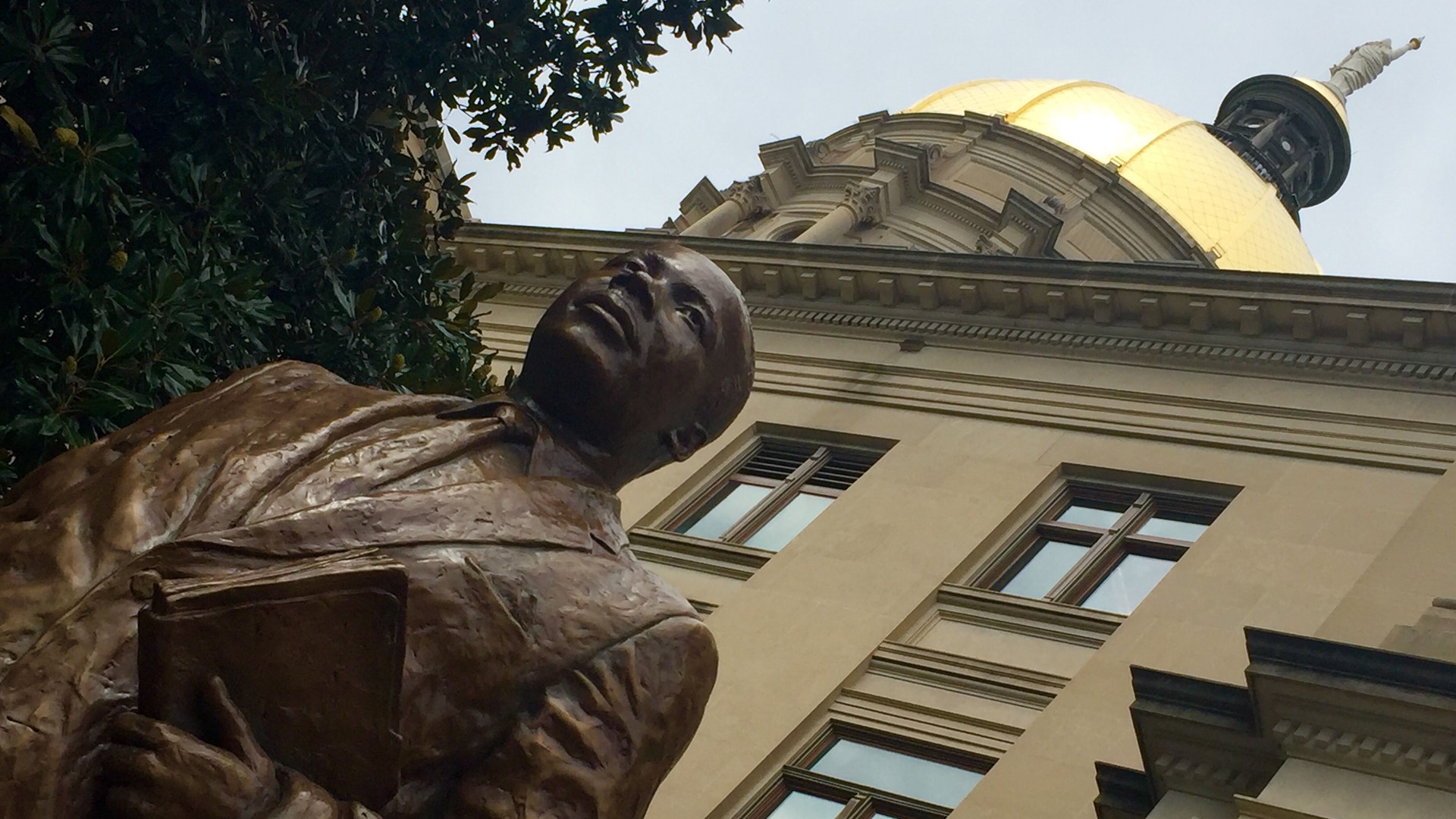 Photos MLK Jr. statue unveiled at State Capitol