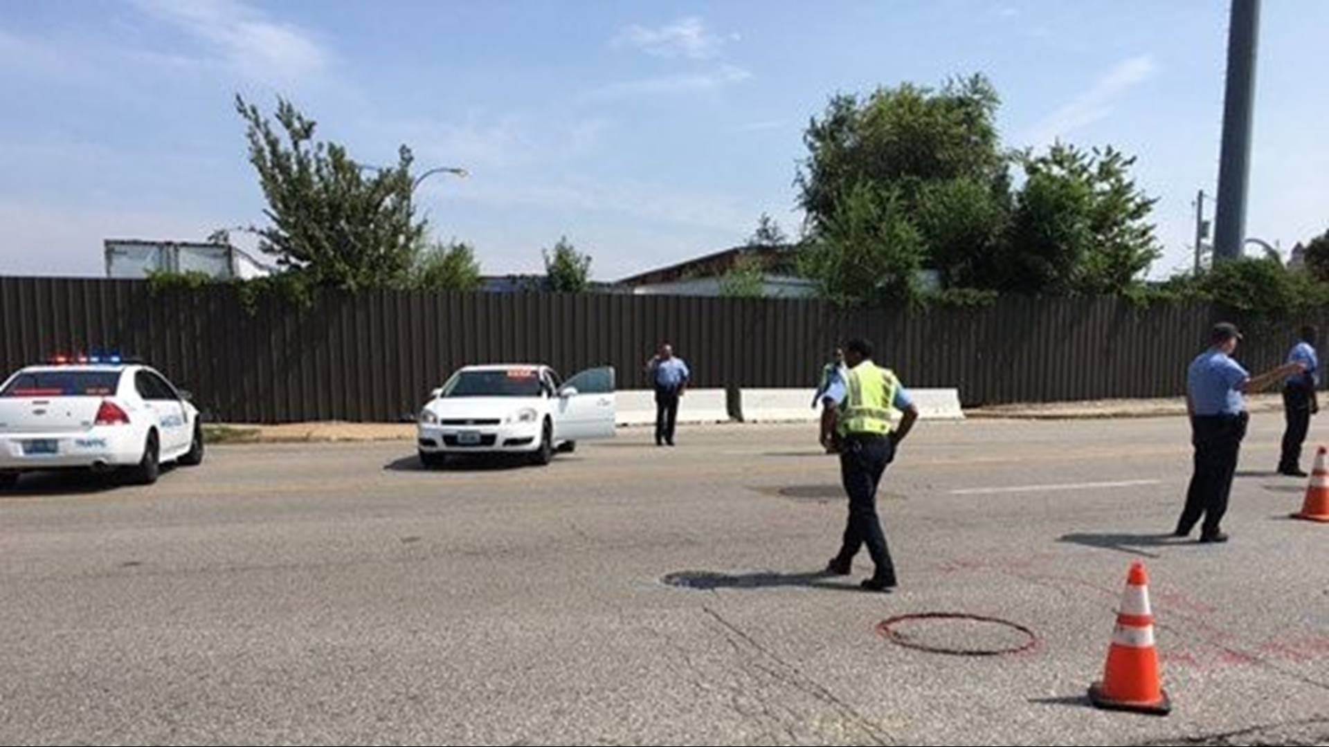 2 officers shot near downtown St. Louis | 11alive.com