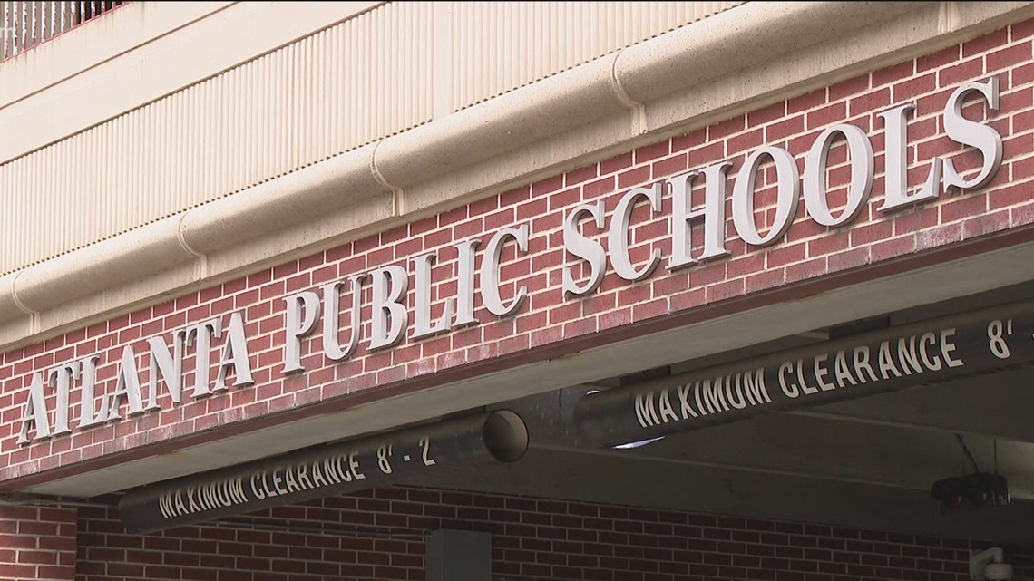 Petition to replace APS Superintendent Lisa Herring, leadership - Vimarsana News