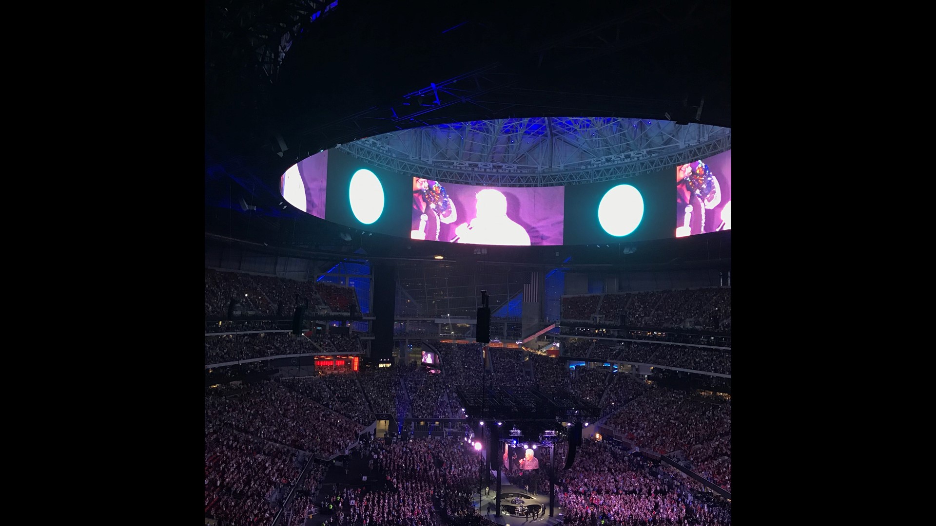 Garth Brooks Atlanta concert leaves complaints about audio at Mercedes Benz Stadium