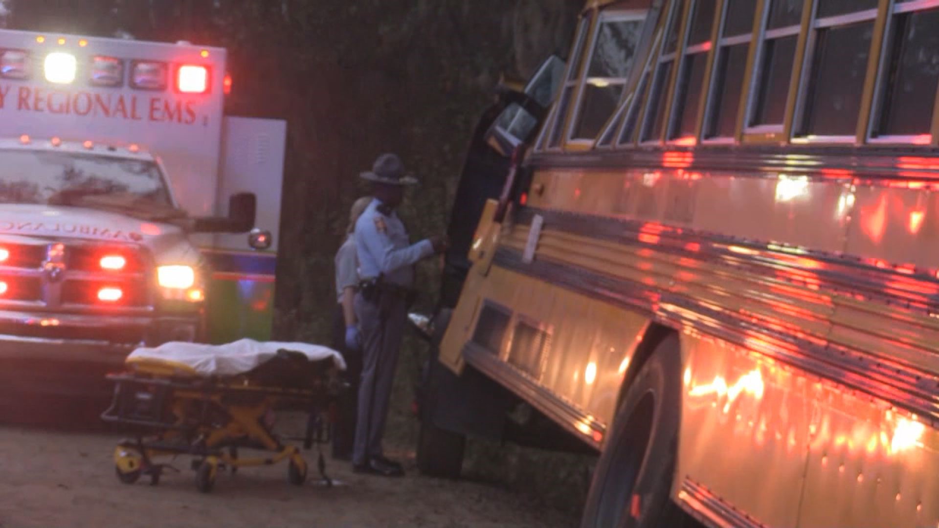 5-year-old girl dead, 21 children injured after school bus crashes into ...