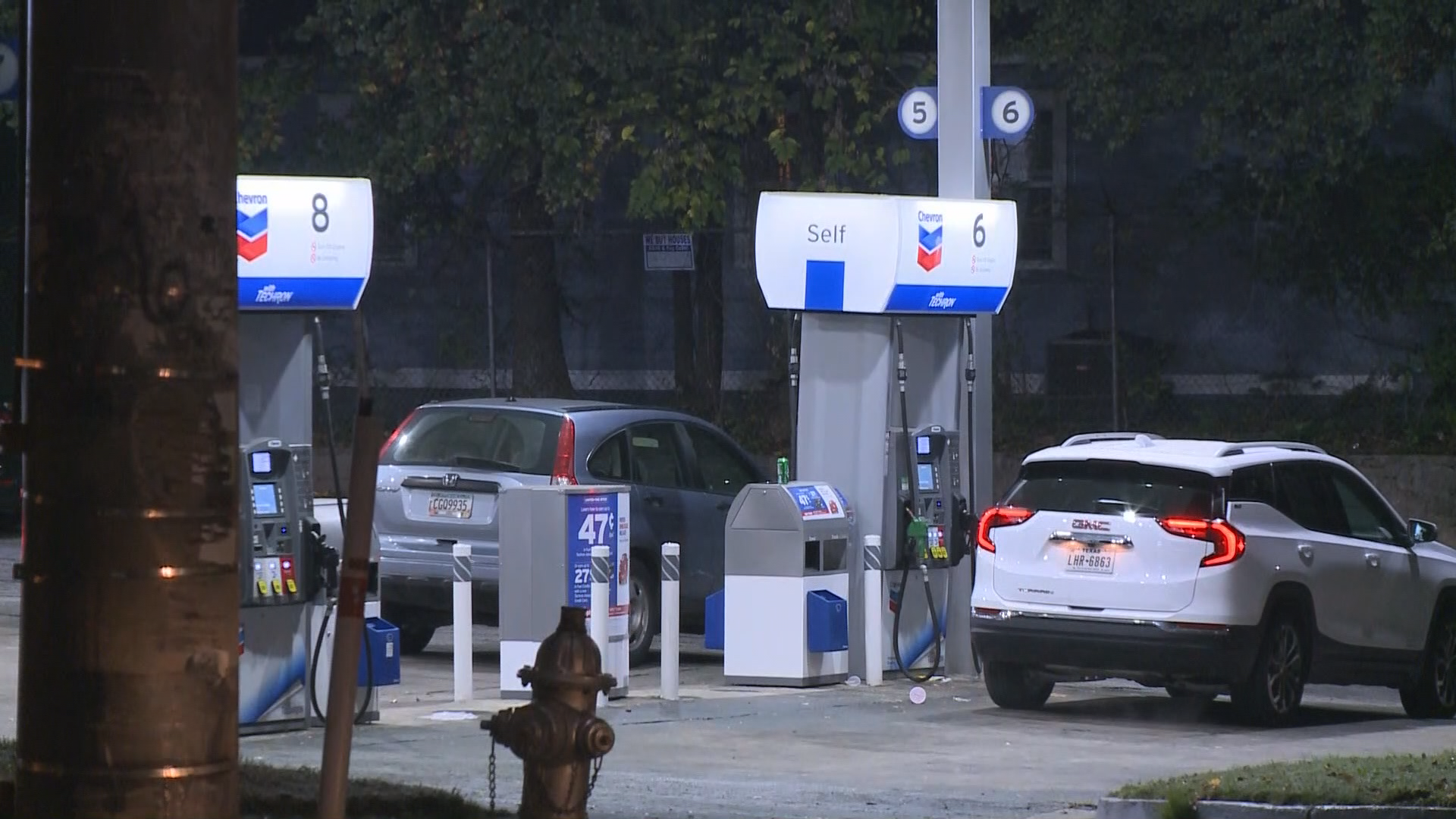 Shooting at gas station leaves victim in critical condition | 11alive.com