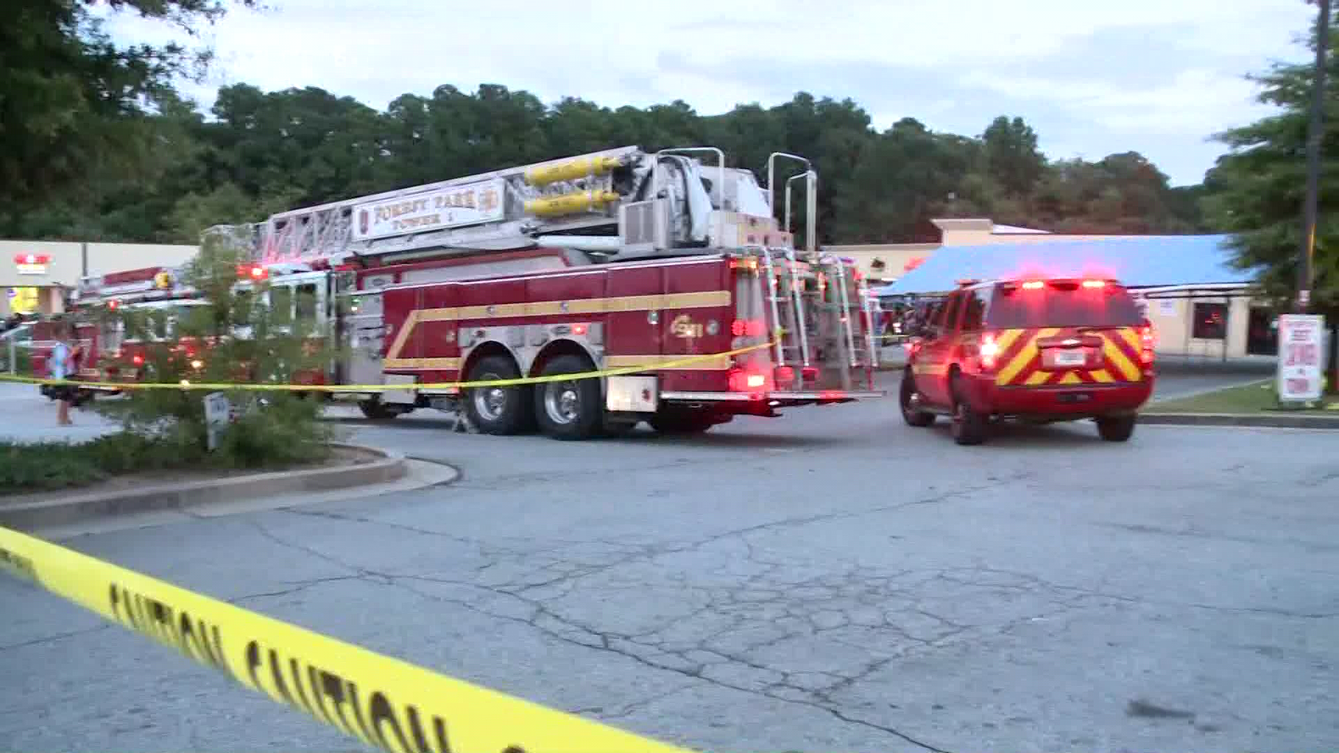 Tractor trailer driver killed after truck hauling 44,000 pounds of ...