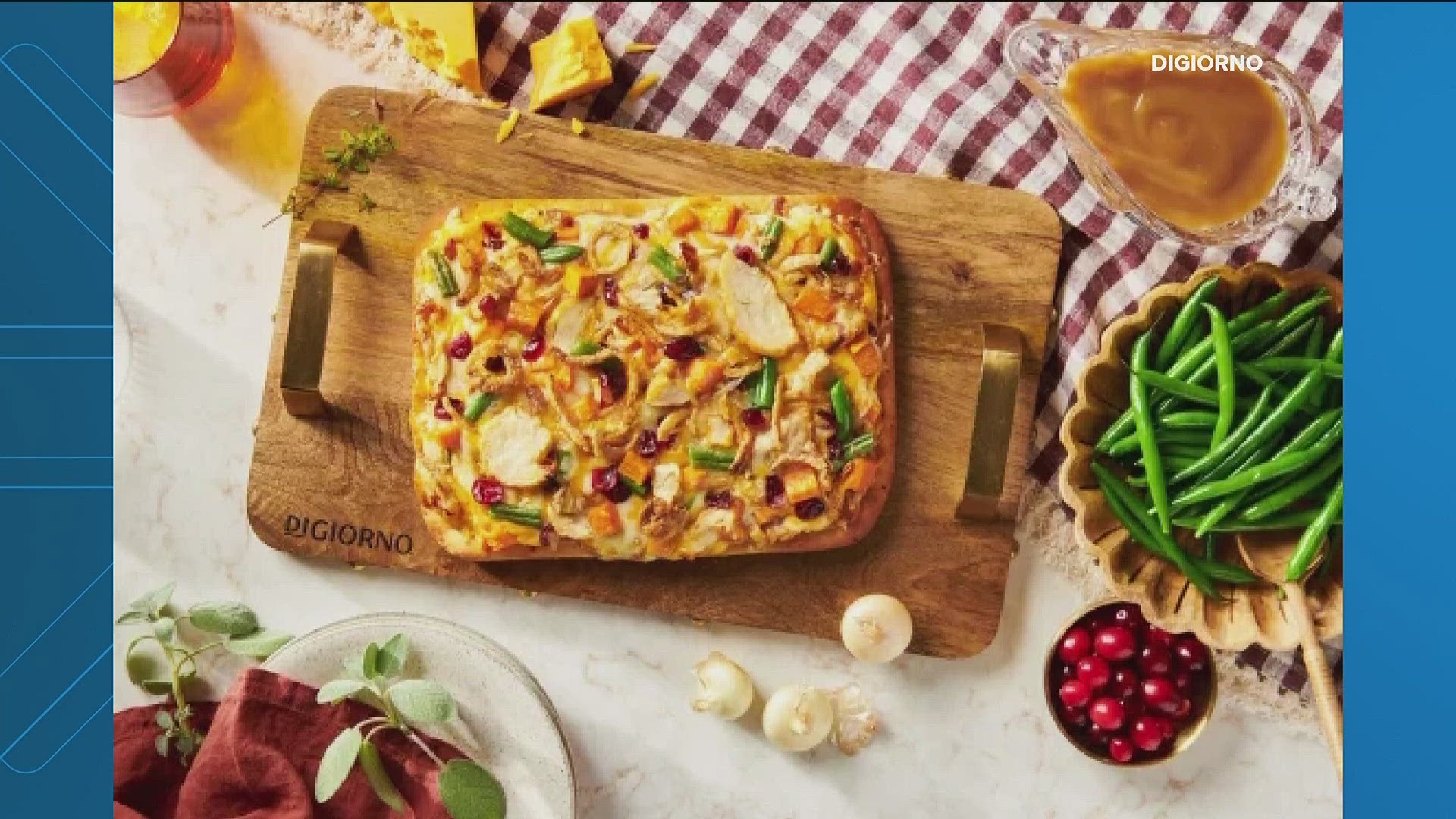 The pizza serves as a new way to enjoy Thanksgiving dinner.