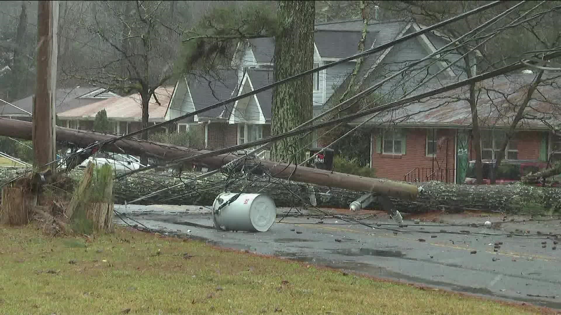 Severe weather is affecting much of the metro and north Georgia as light snow continues to blanket parts of the Peach State.