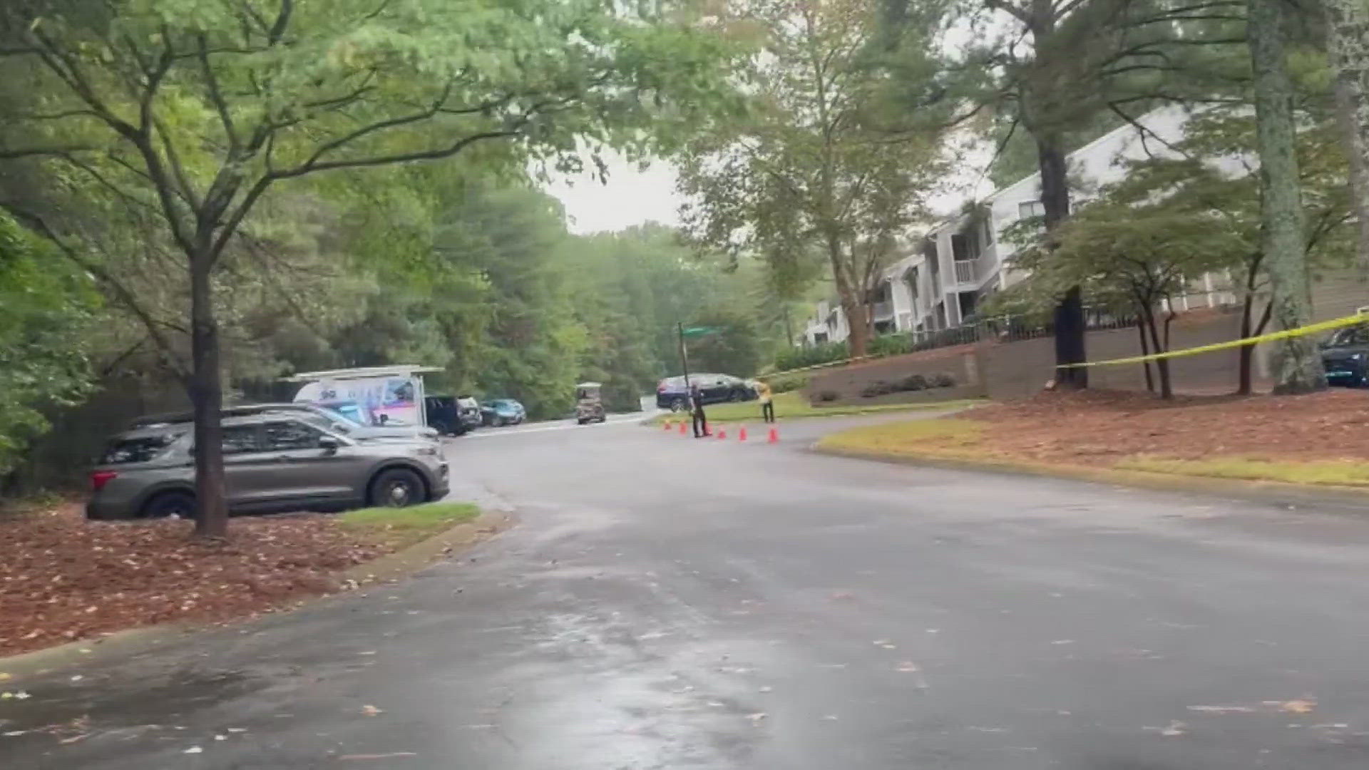 Police investigating after deadly shooting at apartments in Roswell ...