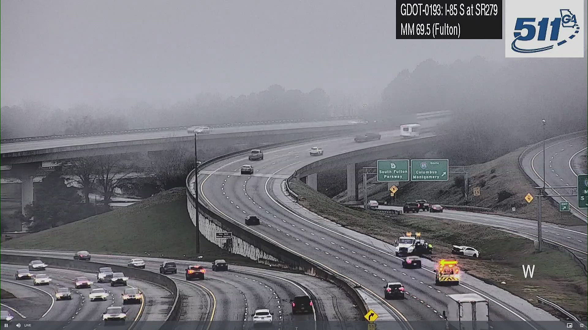 Passenger dies after crash on I-285 West involving 3 vehicles in Fulton ...