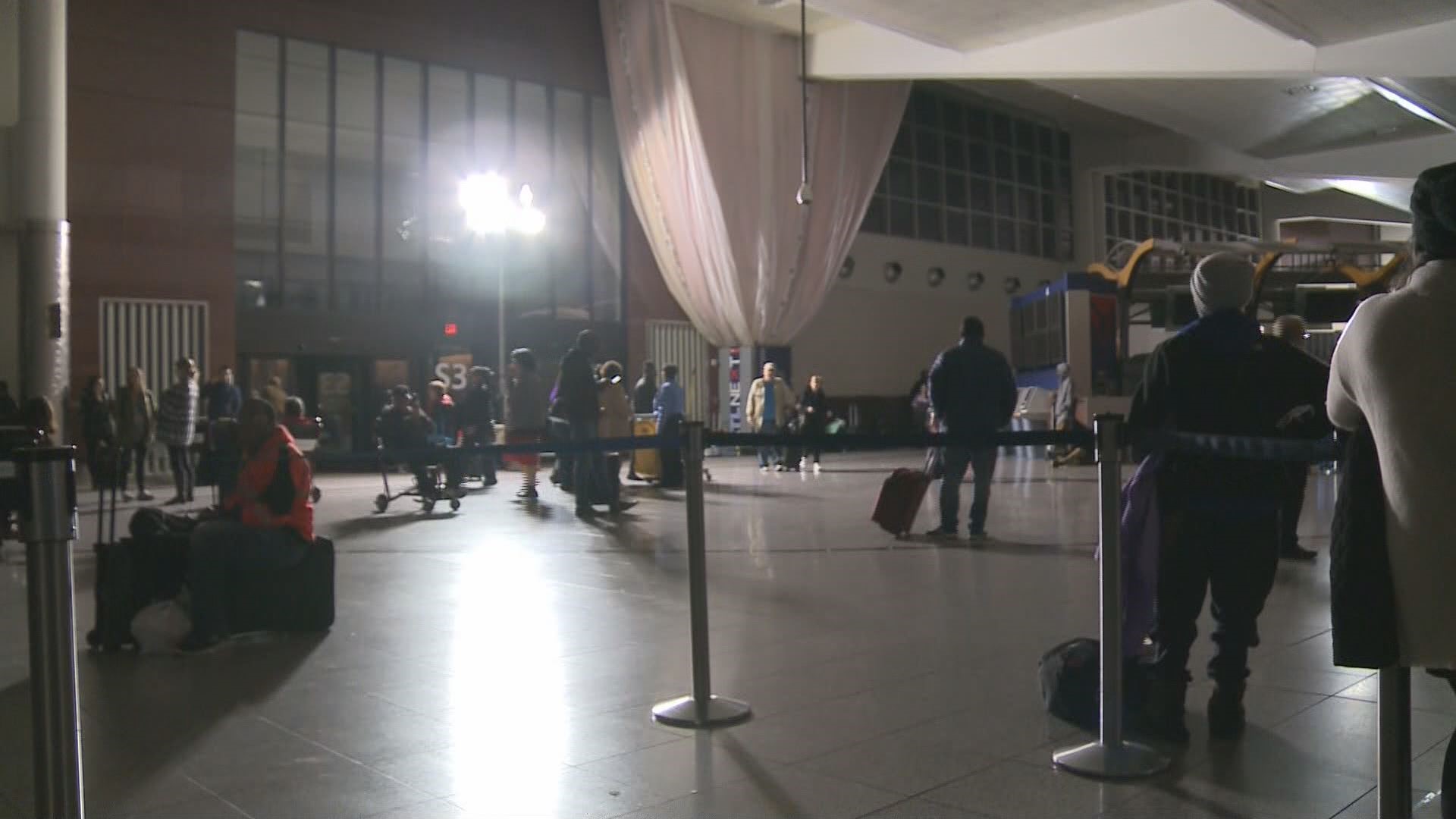 POWER DOWN | Timeline of the Atlanta airport blackout | 11alive.com