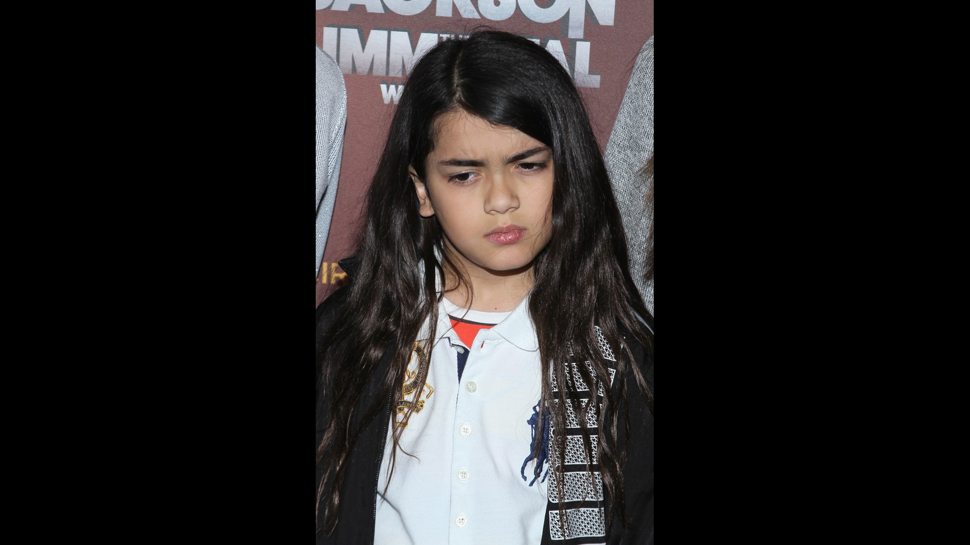 PHOTOS Blanket Jackson