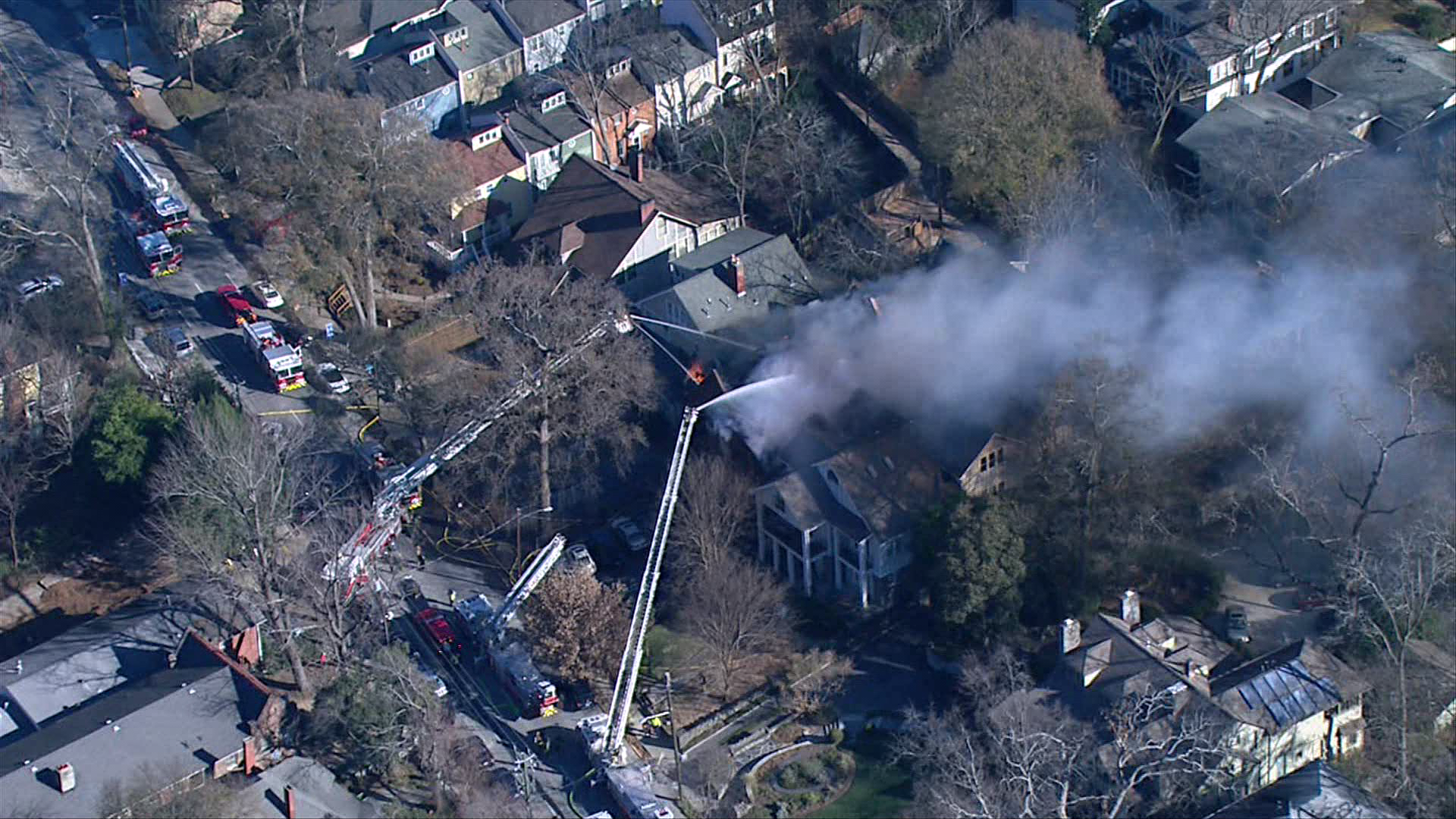 More than 30 displaced Friday morning in Midtown apartment fire ...