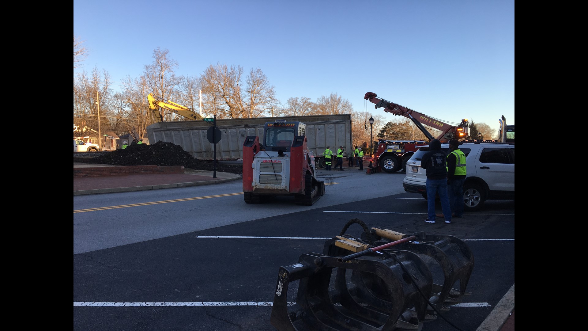 Train collides with tractor trailer in downtown Buford | 11alive.com