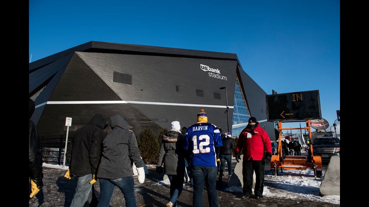 Panel repair work continuing on Minnesota Vikings stadium