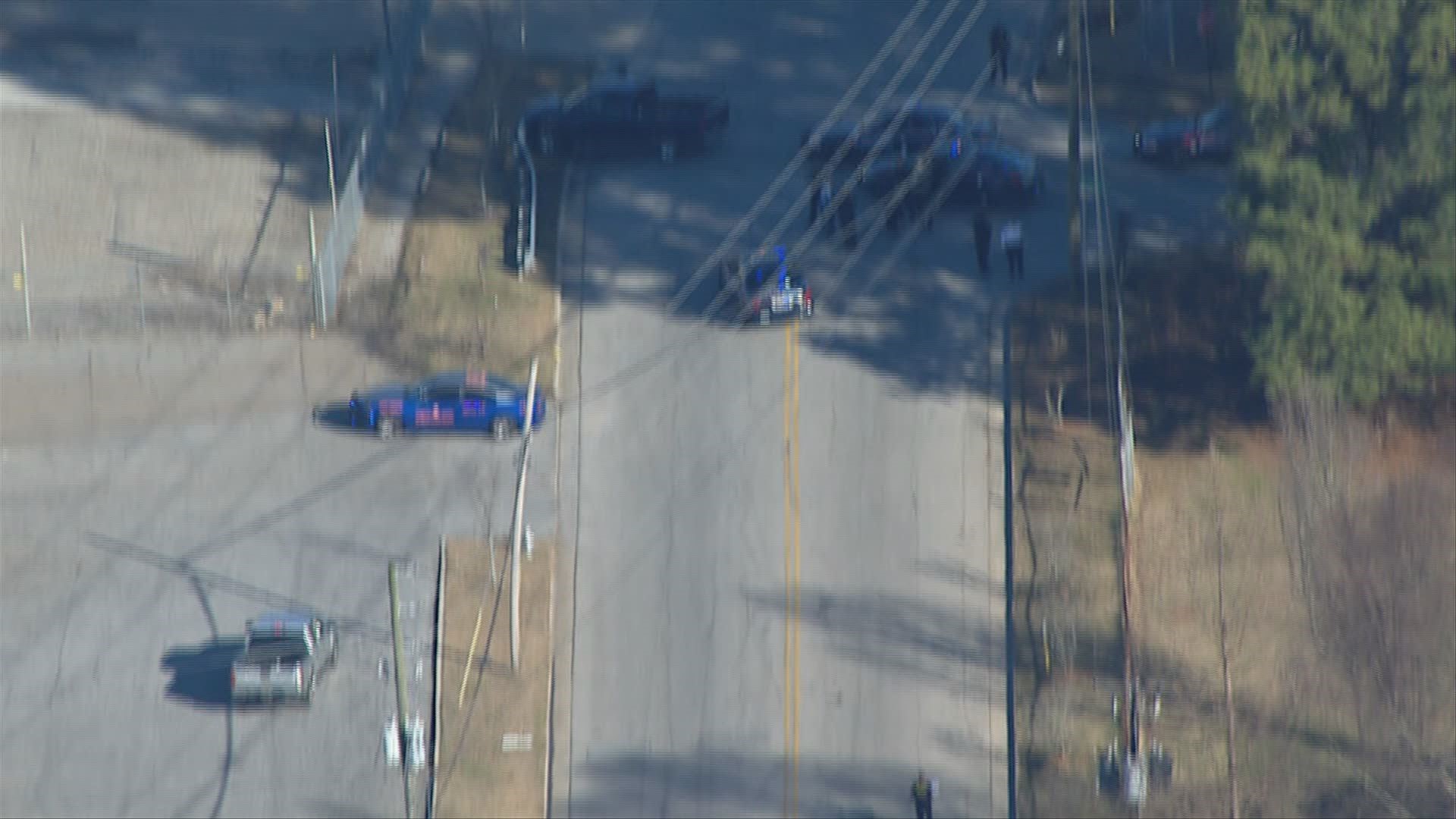 Man shot by police after wrecking, ramming alleged stolen vehicle into ...