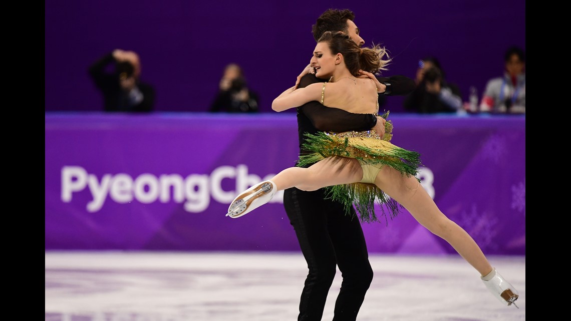 Wardrobe malfunction gives Olympics Ice Dance audience a little more
