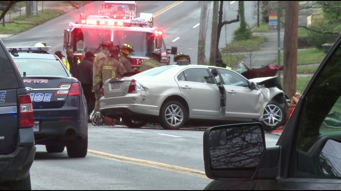 Two people killed after crash on MLK Jr. Drive | 11alive.com