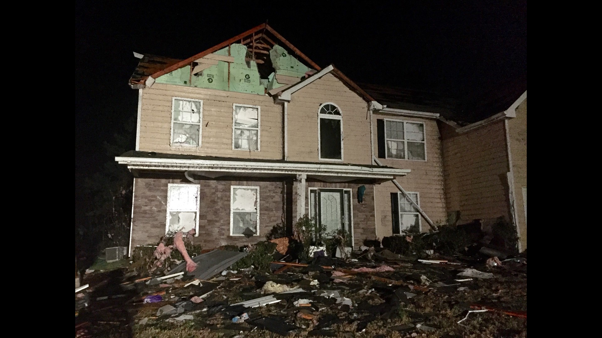 EF2 tornado confirmed in Fulton County neighborhood