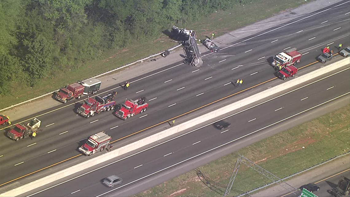 Major accident blocking I-75 north in Henry County | 11alive.com