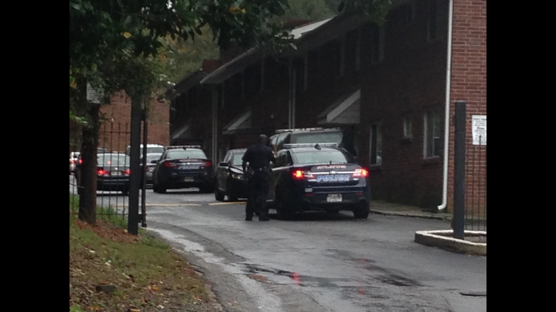 Woman shot at SW Atlanta apartment | 11alive.com