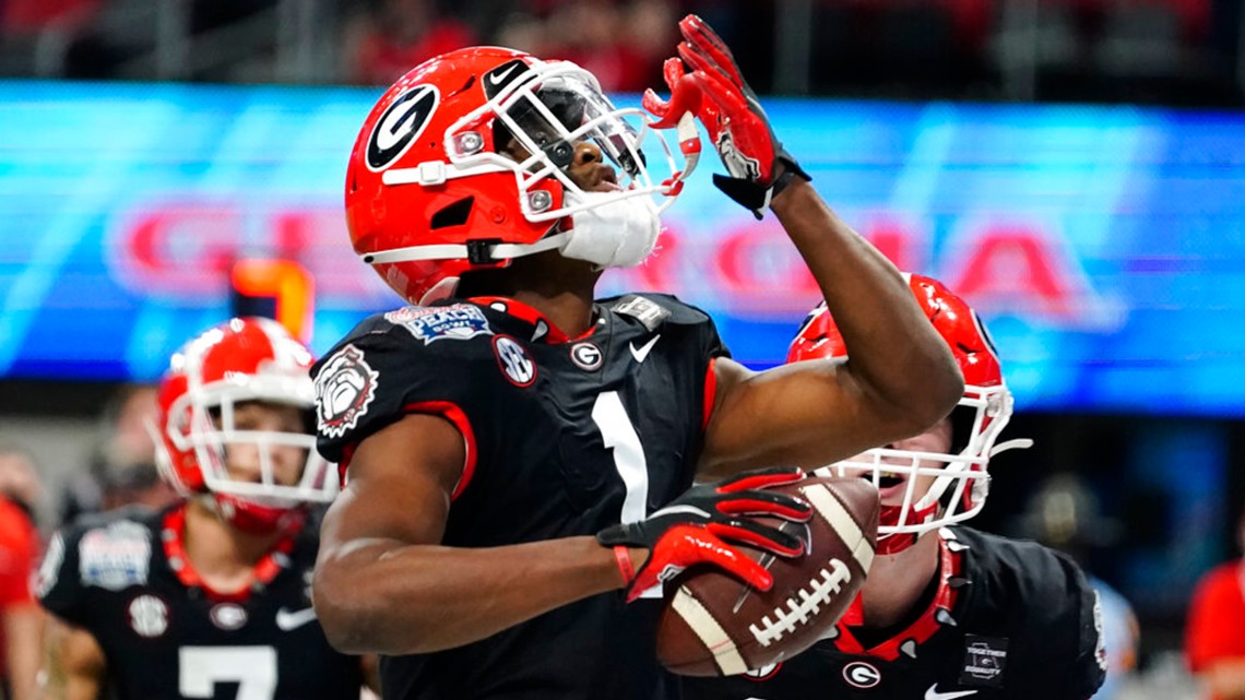 Georgia star receiver George Pickens out for season with ACL injury