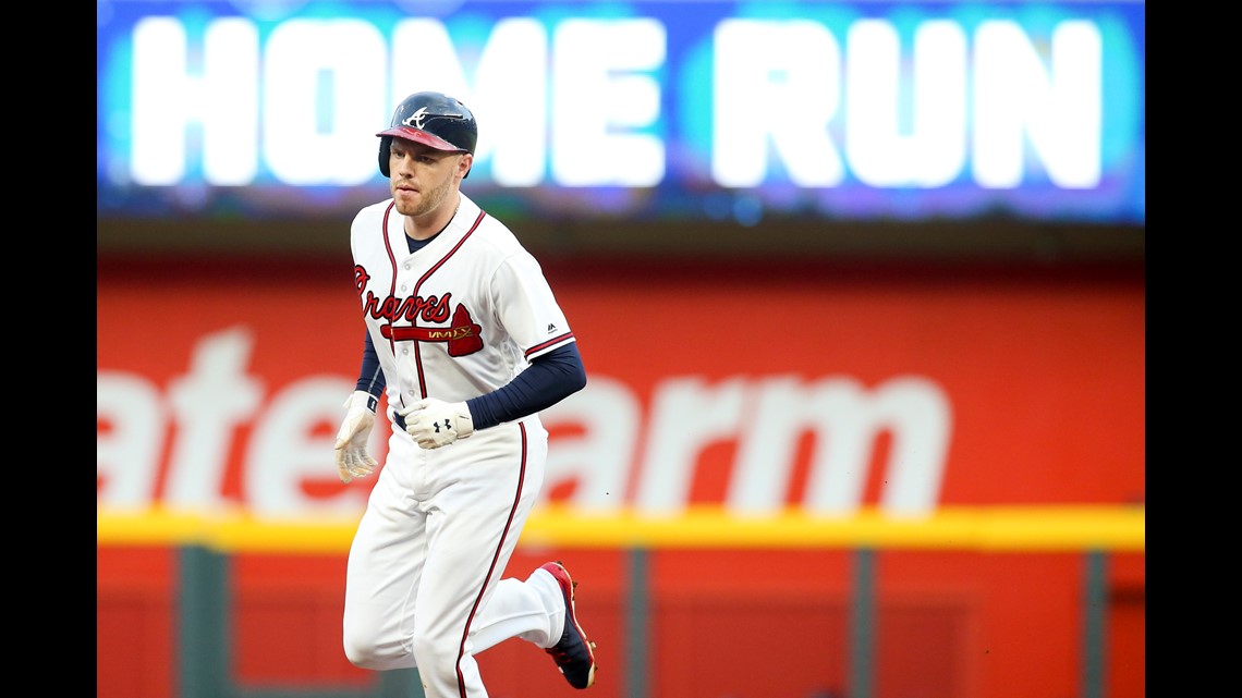 Photos: Historic night at SunTrust Park