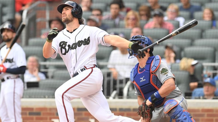 Braves sign fan-favorite Charlie Culberson to minor league deal
