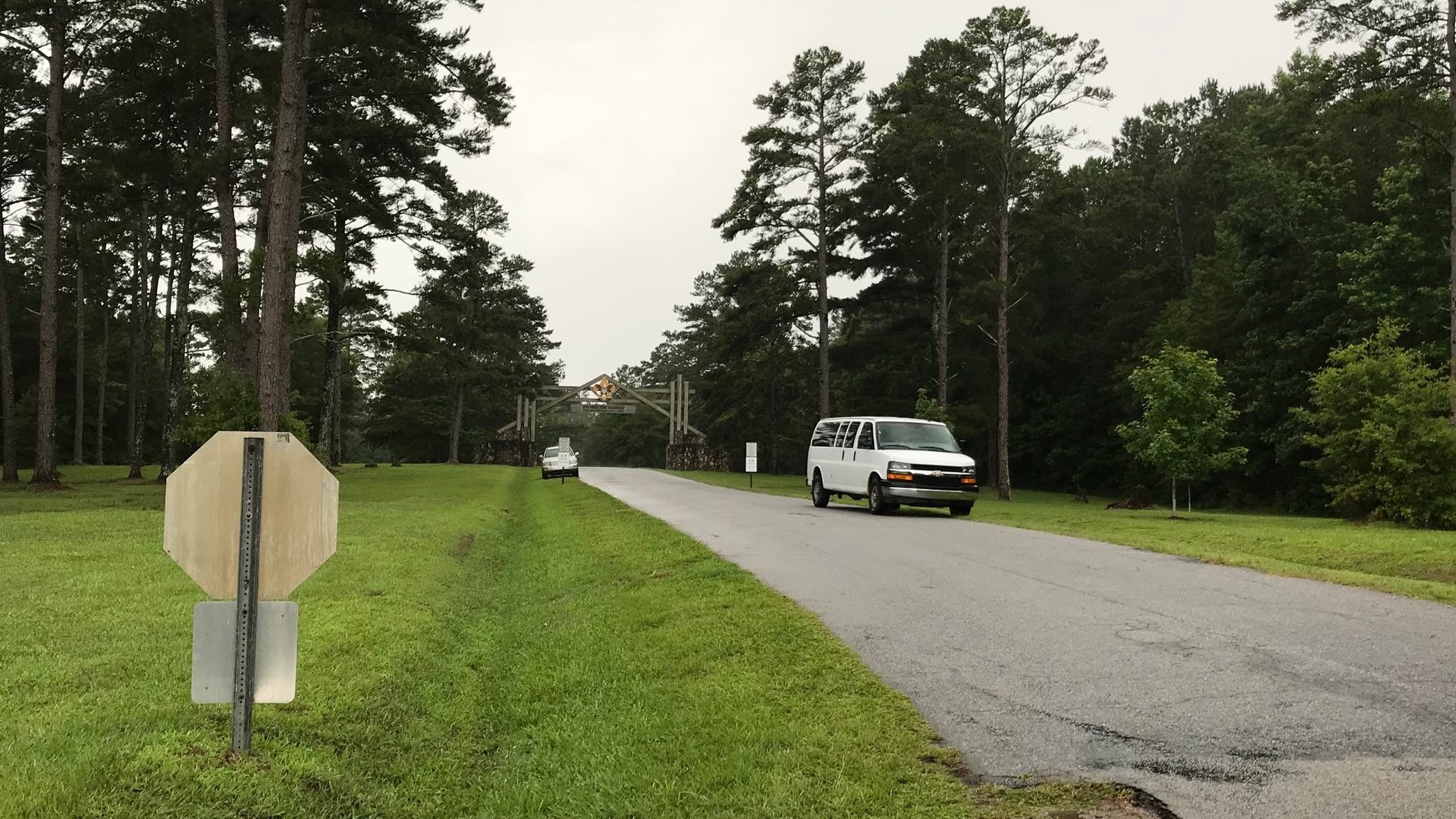 Boy Scout, 14, seeking shelter from storm killed by falling tree at ...