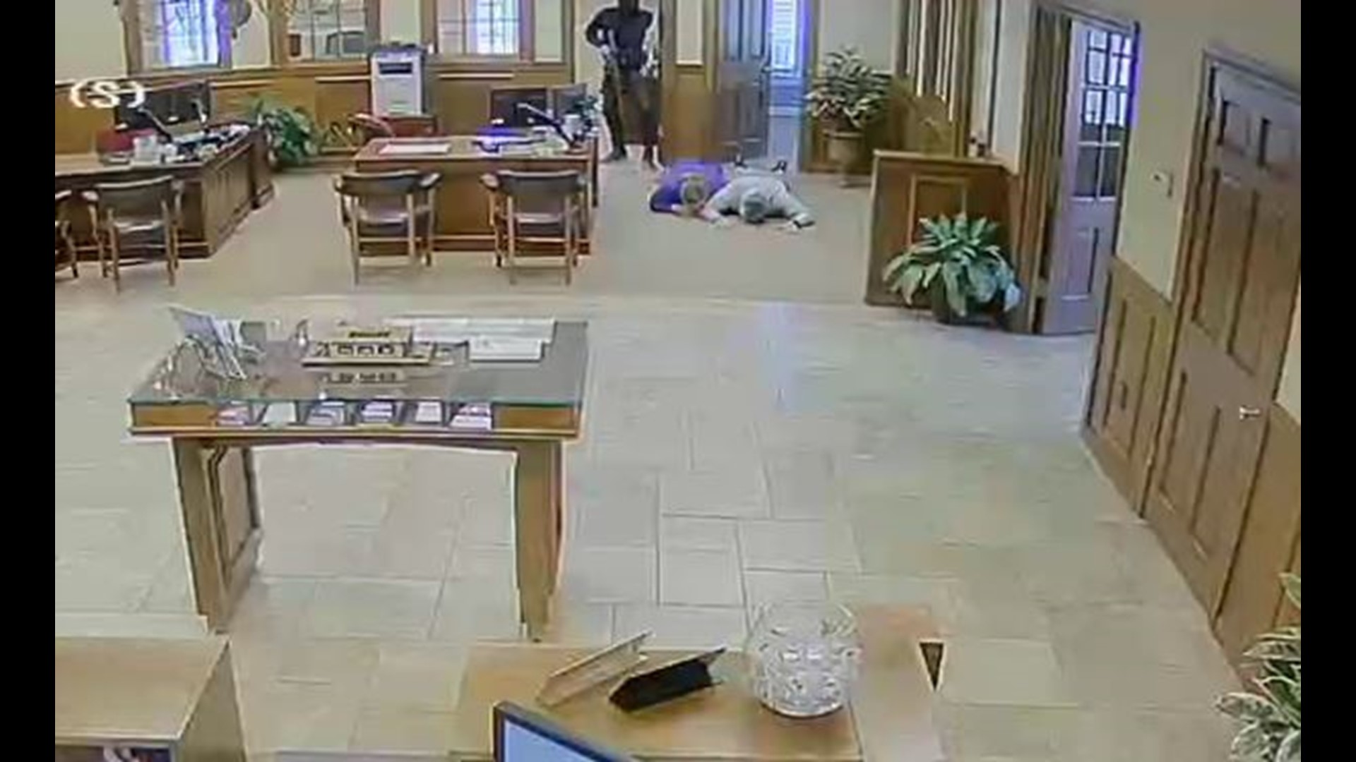 FBI releases new video, photos of suspect wanted in violent Woodbury