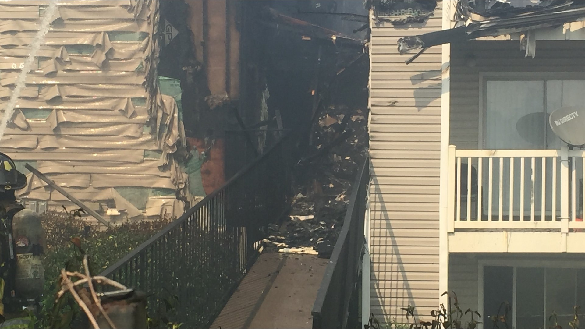 40 displaced, 24 units damaged in DeKalb apartment fire | 11alive.com