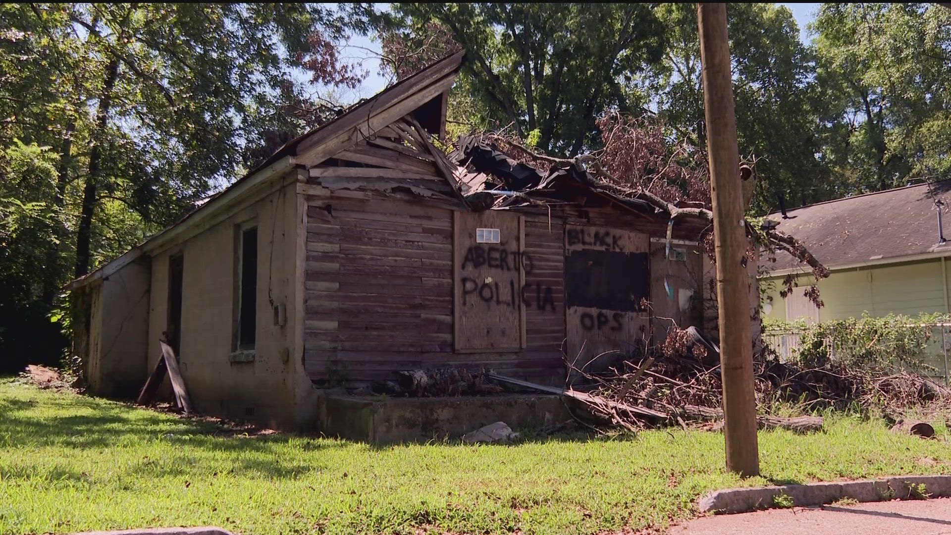 Pressure put on Atlanta to address blighted properties | 11alive.com
